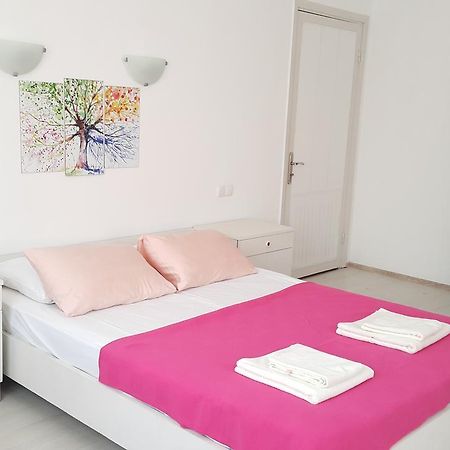 Ayvalik Pansiyon Exteriör bild