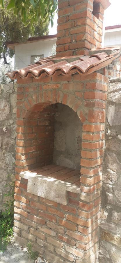Ayvalik Pansiyon Exteriör bild
